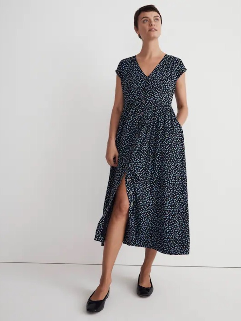 Madewell Button-Front Midi Dress in Campden Daisies